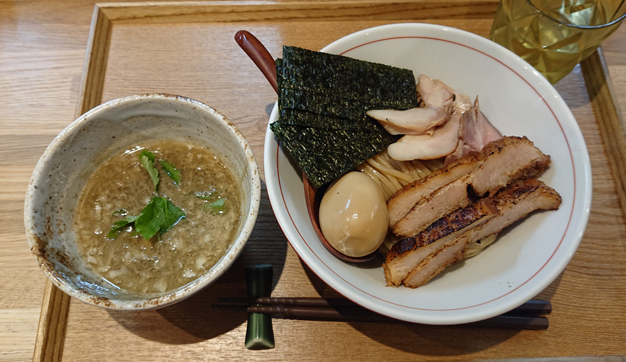 千葉中央 看板 屋号の無いラーメン店 池田です へ再訪 濃厚煮干しに絶品麺がマッチ 特製濃厚にぼしつけ麺を食べてみた 孤高の千葉グルメ